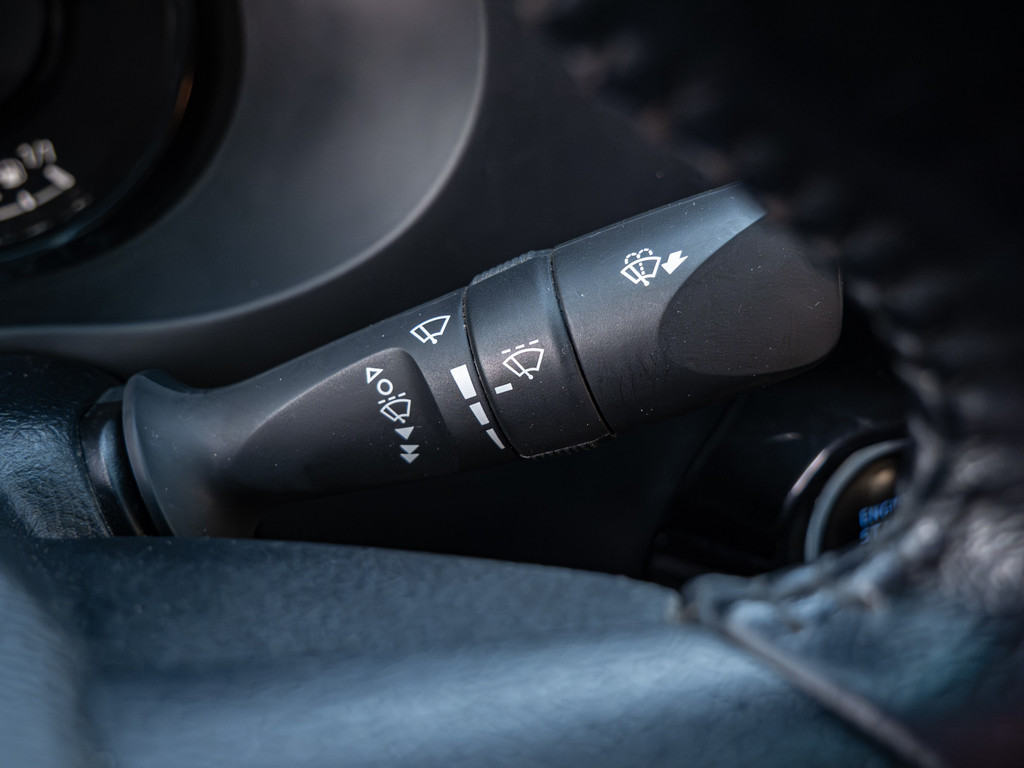 Fahrzeugansicht TOYOTA Hilux 2.8 Double Cab Invincible 4x4 - Bild 31