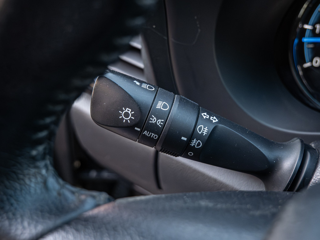 Fahrzeugansicht TOYOTA Hilux 2.8 Double Cab Invincible 4x4 - Bild 32