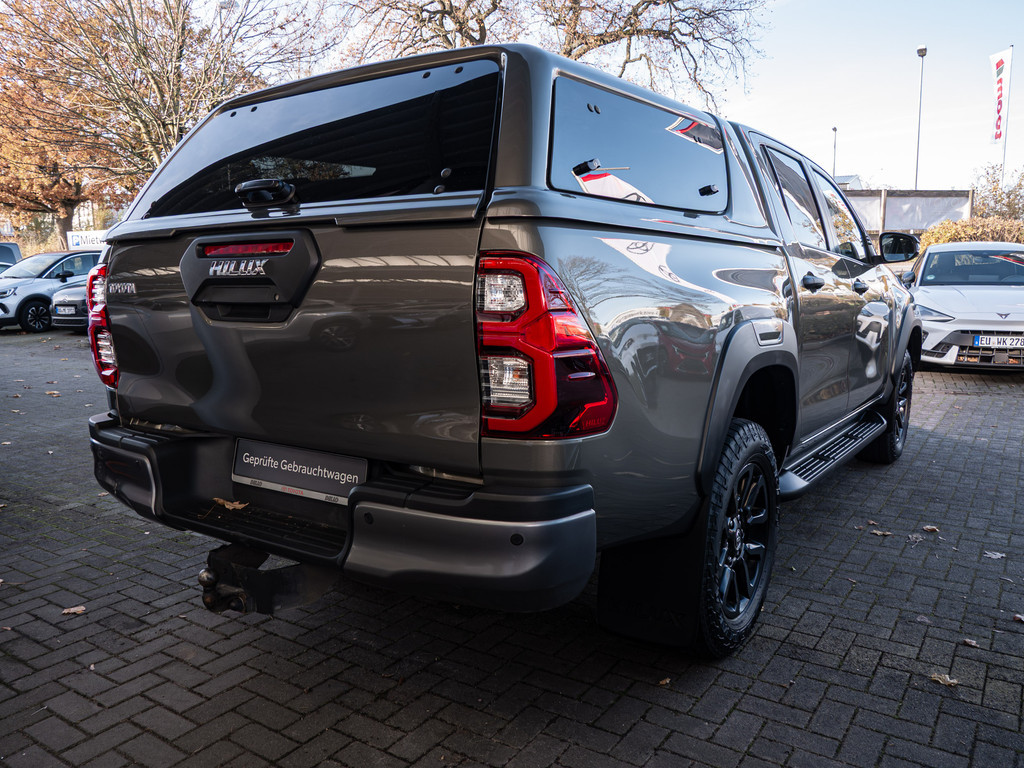 Fahrzeugansicht TOYOTA Hilux 2.8 Double Cab Invincible 4x4 - Bild 34