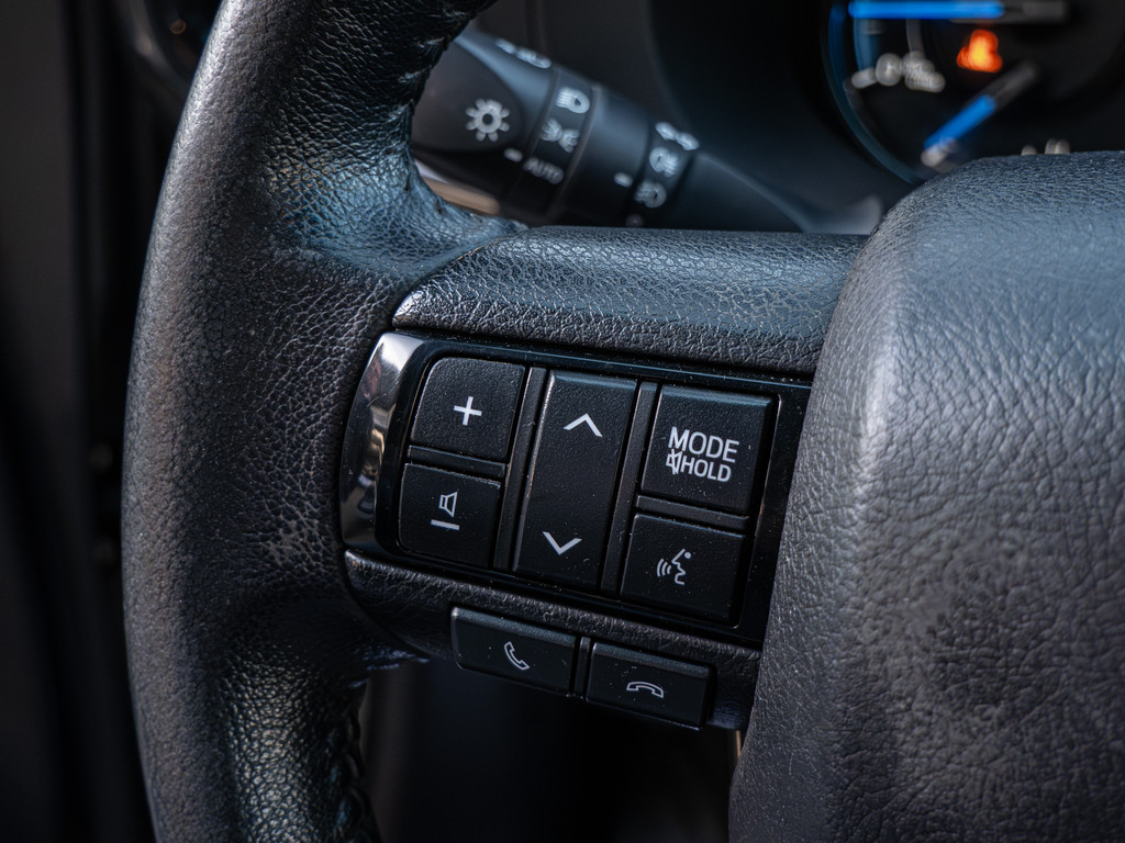 Fahrzeugansicht TOYOTA Hilux 2.8 Double Cab Invincible 4x4 - Bild 36