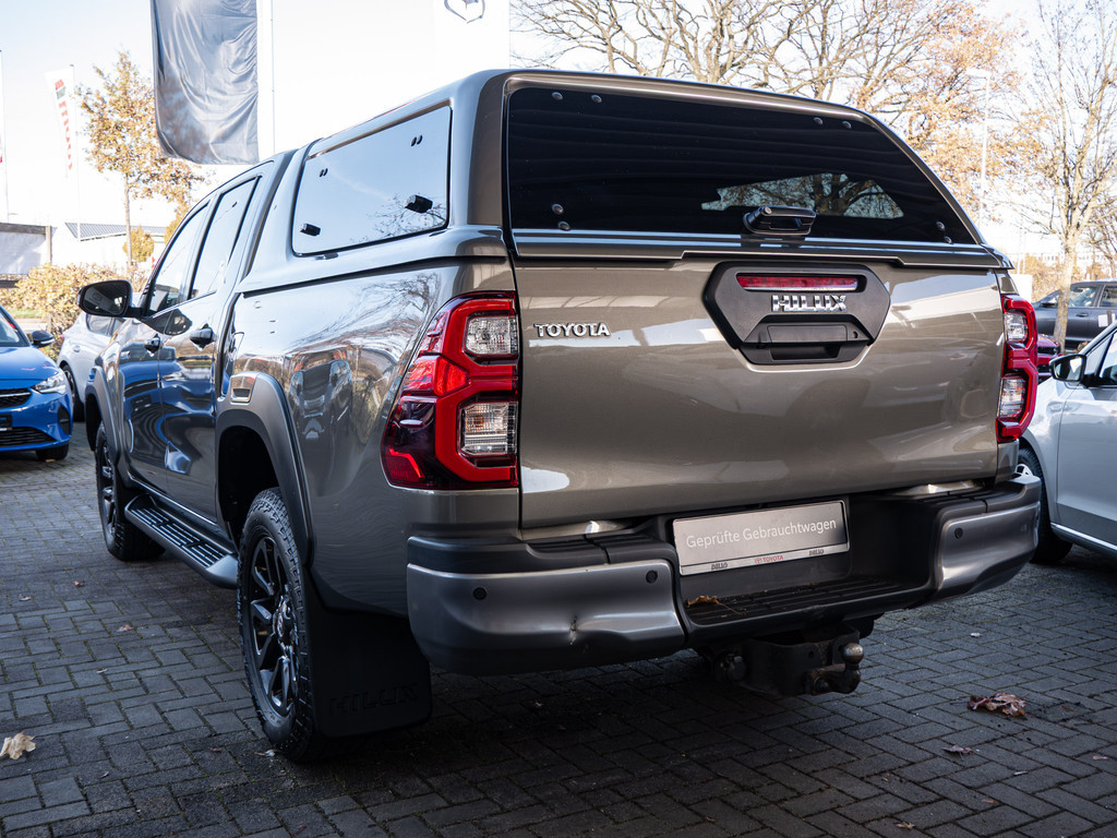 Fahrzeugansicht TOYOTA Hilux 2.8 Double Cab Invincible 4x4 - Bild 48