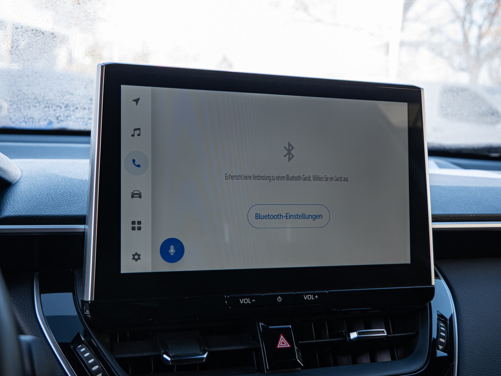 Fahrzeugansicht TOYOTA Corolla Cross 2.0 VVT-i Hybrid Team Deutschland - Bild 13