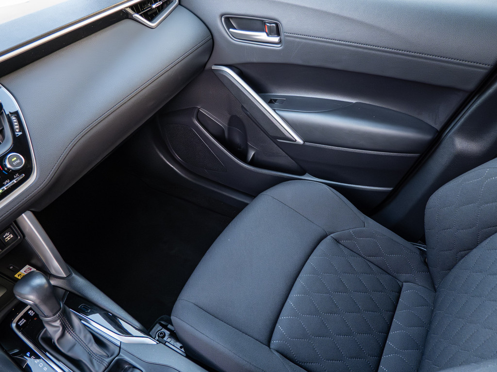 Fahrzeugansicht TOYOTA Corolla Cross 2.0 VVT-i Hybrid Team Deutschland - Bild 22