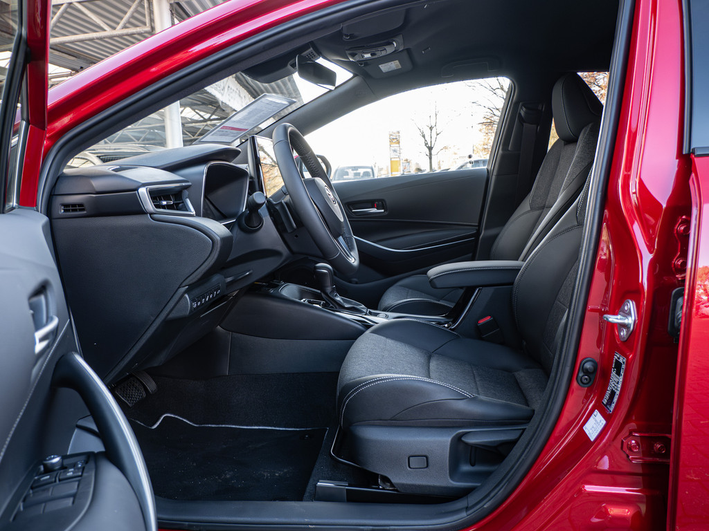 Fahrzeugansicht TOYOTA Corolla Touring Sports 2.0 Hybrid Teamplayer - Bild 2