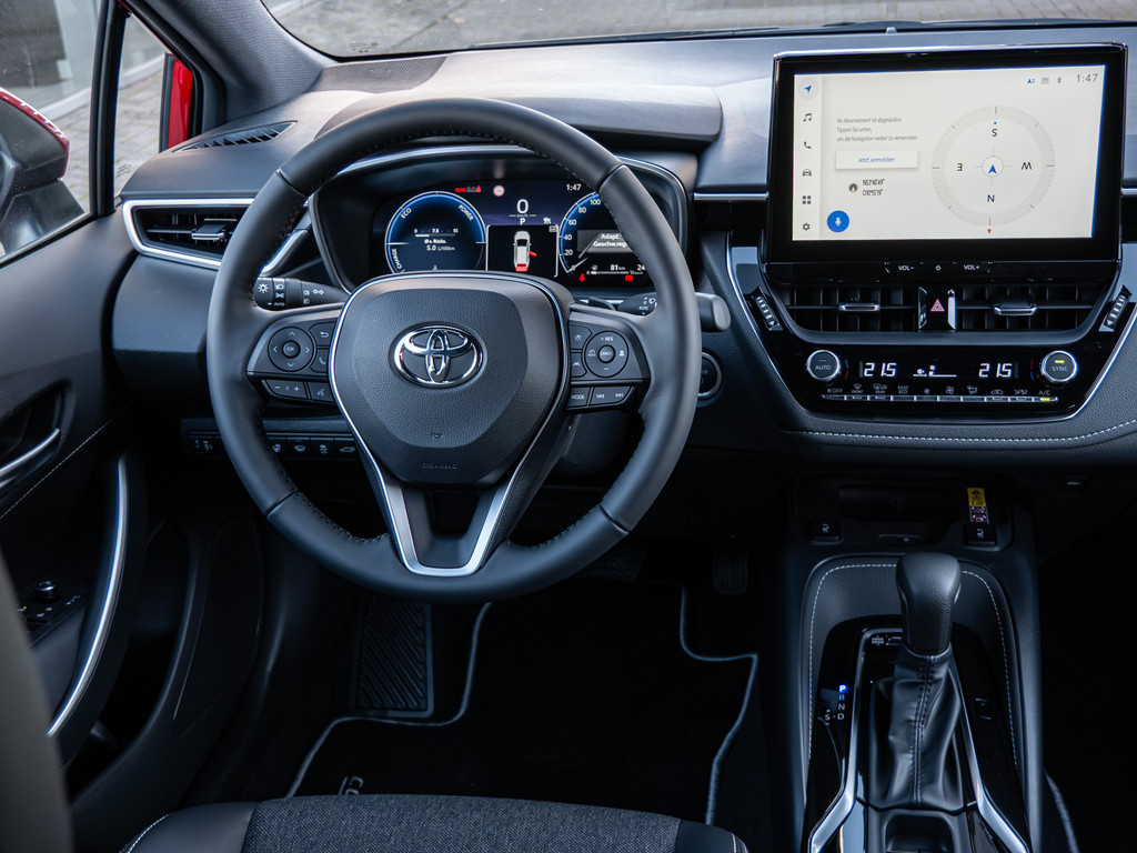 Fahrzeugansicht TOYOTA Corolla Touring Sports 2.0 Hybrid Teamplayer - Bild 6