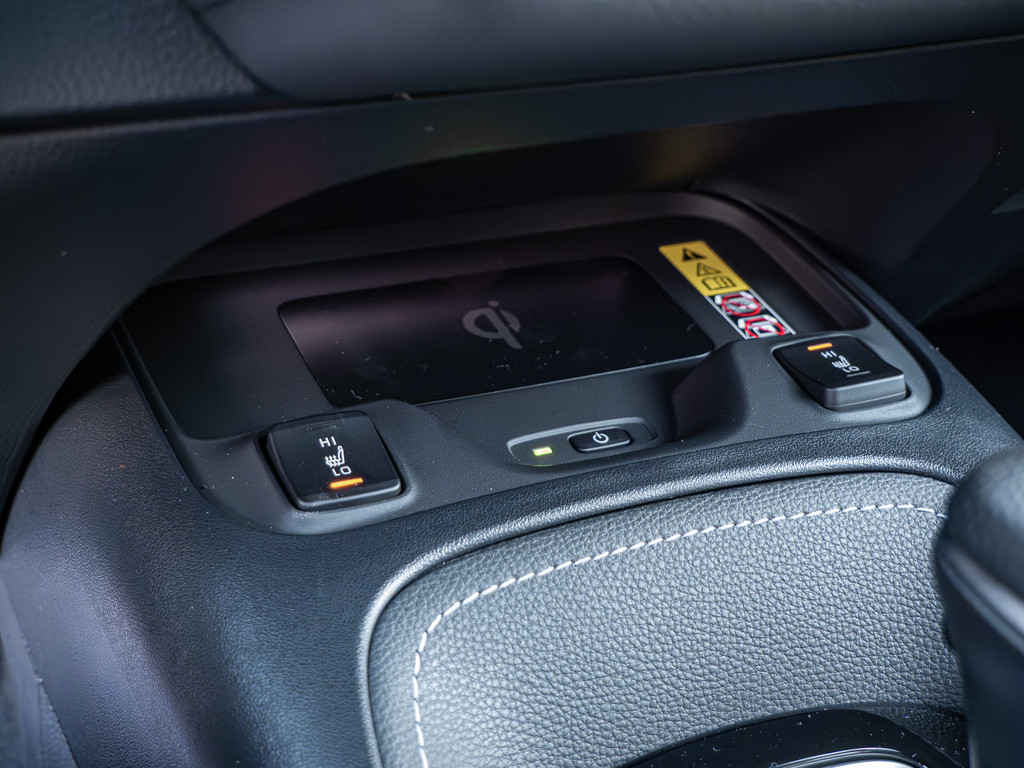 Fahrzeugansicht TOYOTA Corolla Touring Sports 2.0 Hybrid Teamplayer - Bild 18