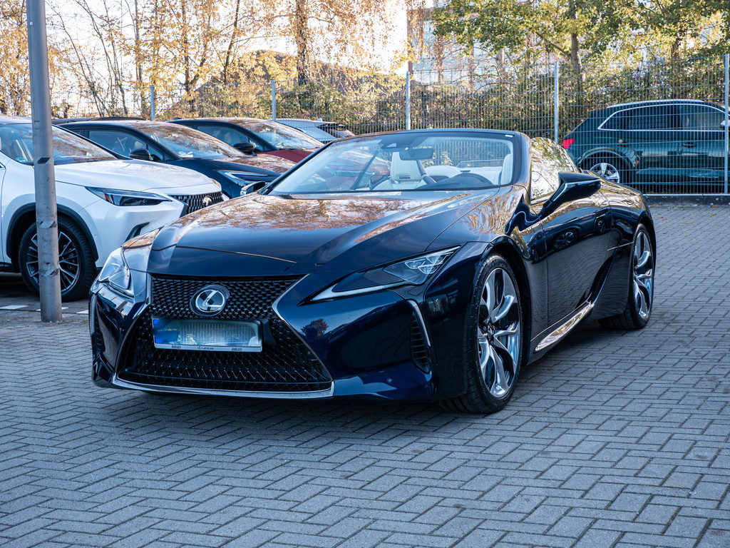 Fahrzeugansicht LEXUS LC 500 Cabrio Bespoke Build - Bild 2