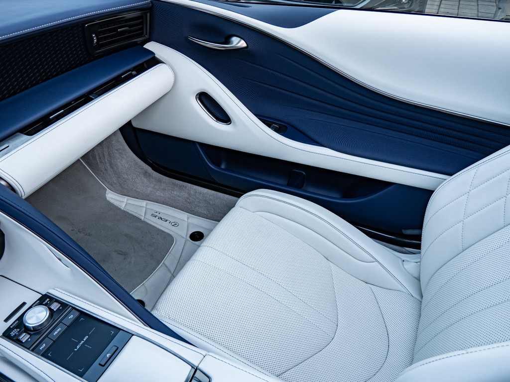 Fahrzeugansicht LEXUS LC 500 Cabrio Bespoke Build - Bild 27