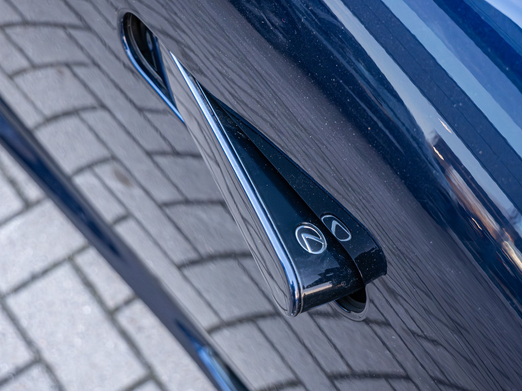 Fahrzeugansicht LEXUS LC 500 Cabrio Bespoke Build - Bild 48