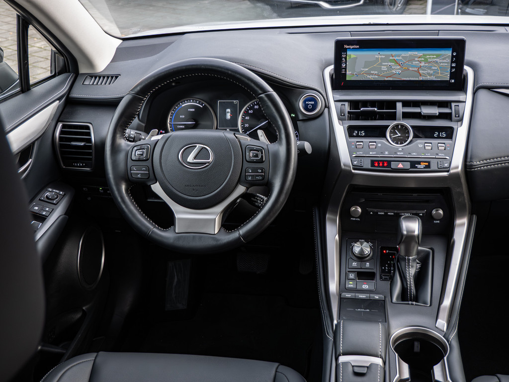 Fahrzeugansicht LEXUS NX 300h Style Edition - Bild 6