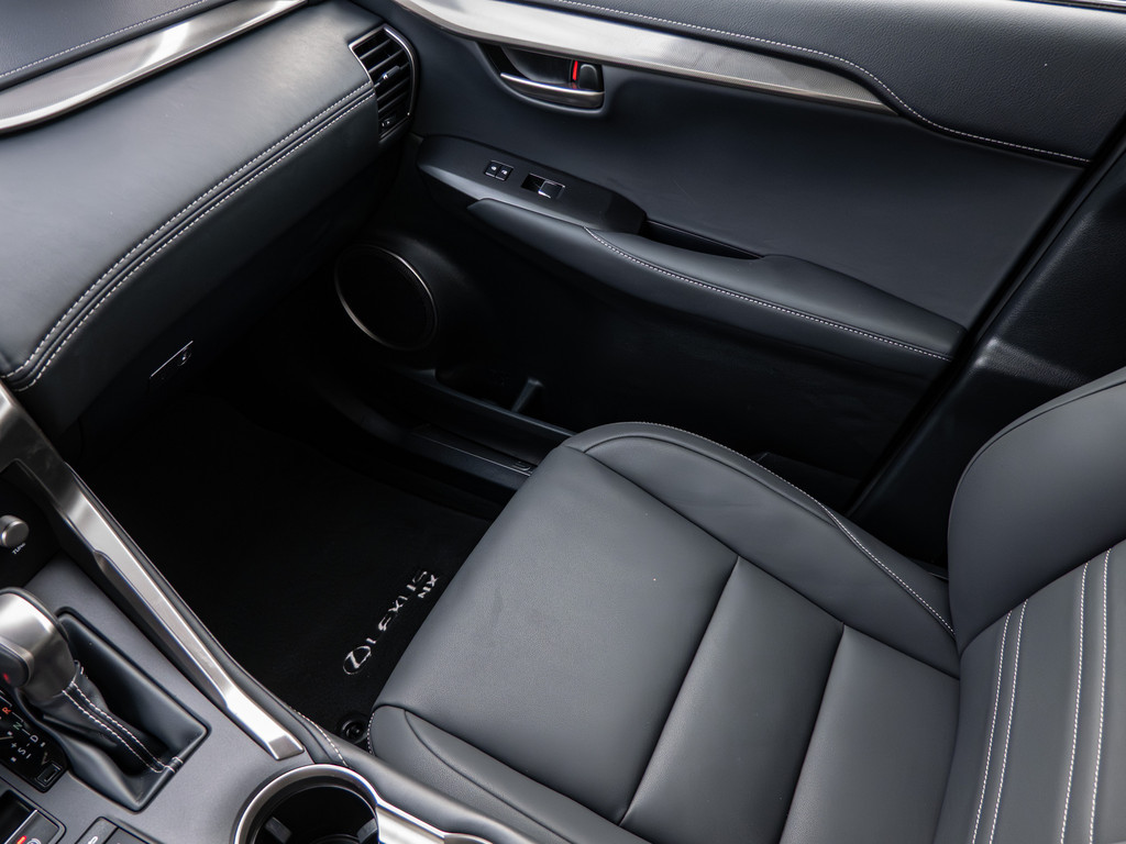 Fahrzeugansicht LEXUS NX 300h Style Edition - Bild 20