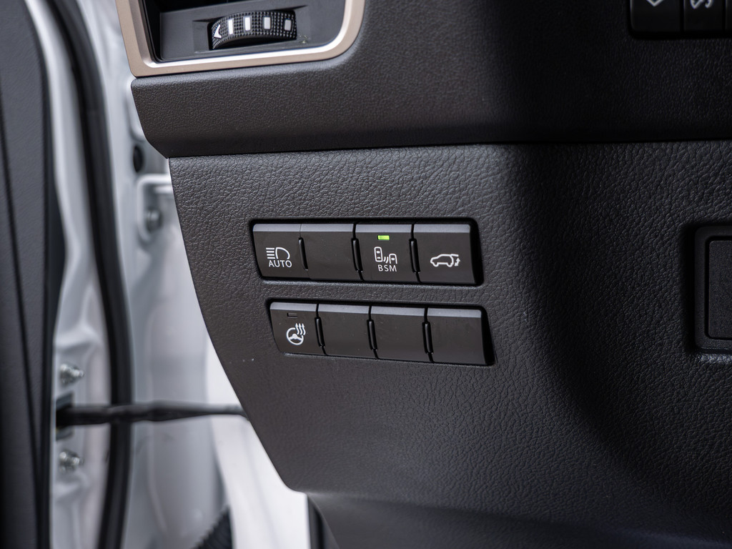 Fahrzeugansicht LEXUS NX 300h Style Edition - Bild 29