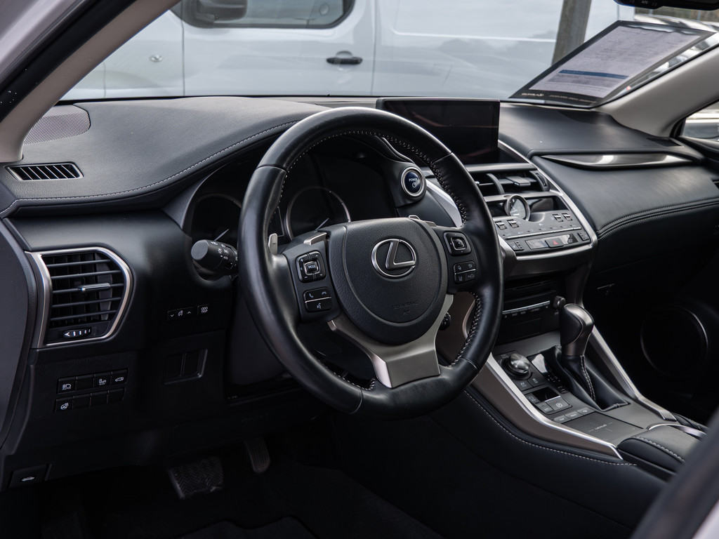 Fahrzeugansicht LEXUS NX 300h Style Edition - Bild 30