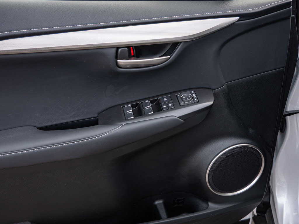 Fahrzeugansicht LEXUS NX 300h Style Edition - Bild 32