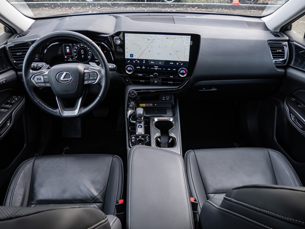Fahrzeugansicht LEXUS NX 450h + Executive - Bild 5