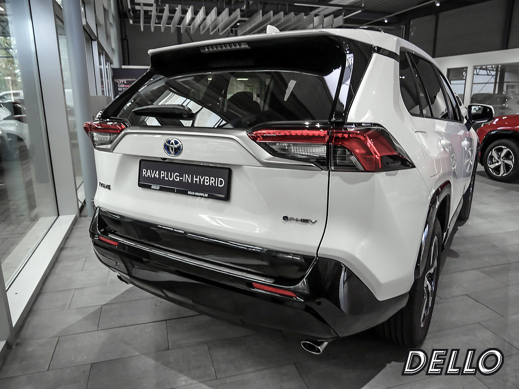 Fahrzeugansicht TOYOTA RAV4 2.5 Plug-in Hybrid 4x4 Teamplayer - Bild 44