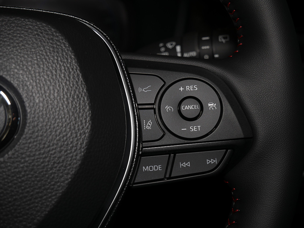 Fahrzeugansicht TOYOTA RAV4 2.5 Plug-in Hybrid 4x4 Teamplayer - Bild 25