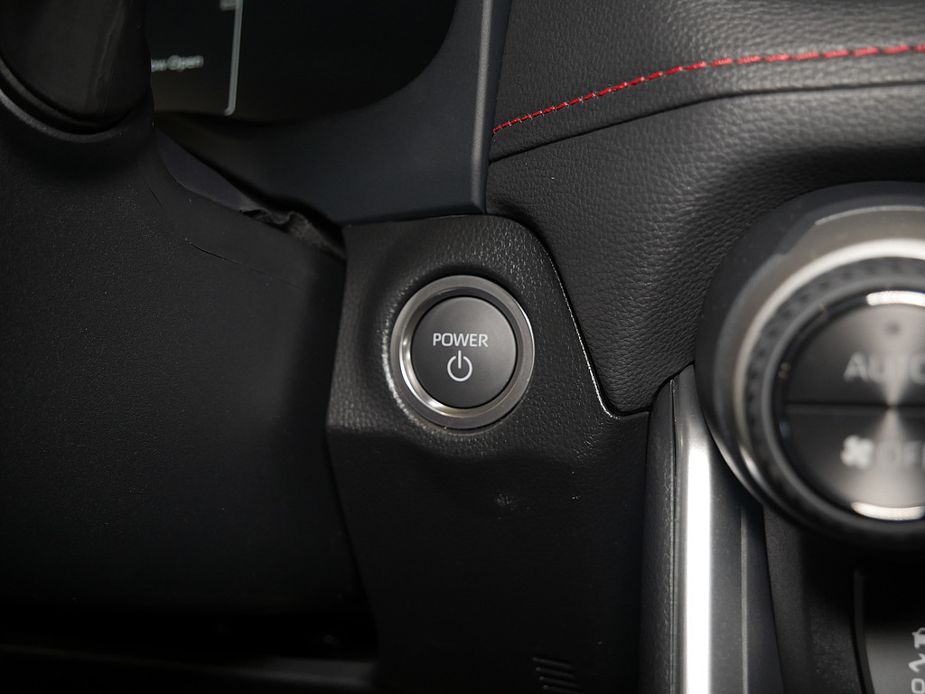 Fahrzeugansicht TOYOTA RAV4 2.5 Plug-in Hybrid 4x4 Teamplayer - Bild 30