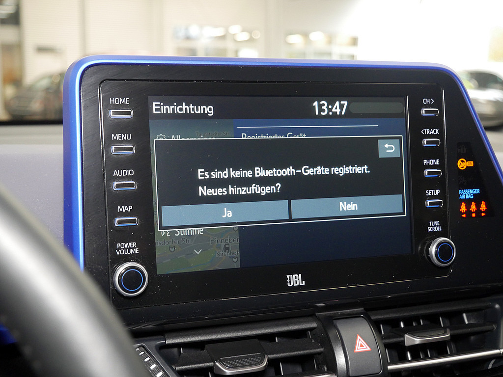 Fahrzeugansicht TOYOTA C-HR 2.0 Hybrid Style Selection - Bild 13