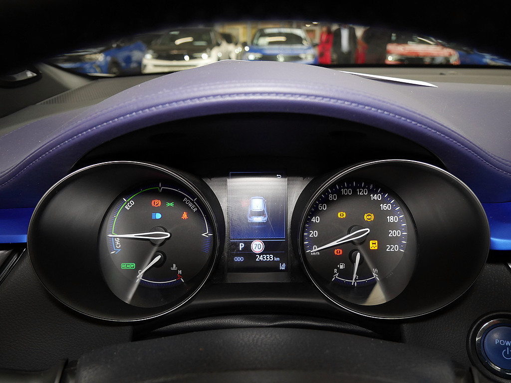 Fahrzeugansicht TOYOTA C-HR 2.0 Hybrid Style Selection - Bild 18