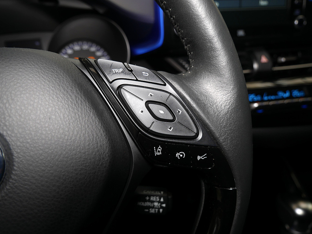 Fahrzeugansicht TOYOTA C-HR 2.0 Hybrid Style Selection - Bild 20