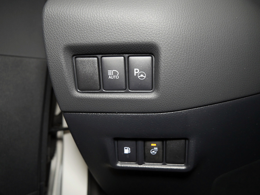 Fahrzeugansicht TOYOTA C-HR 2.0 Hybrid Style Selection - Bild 25