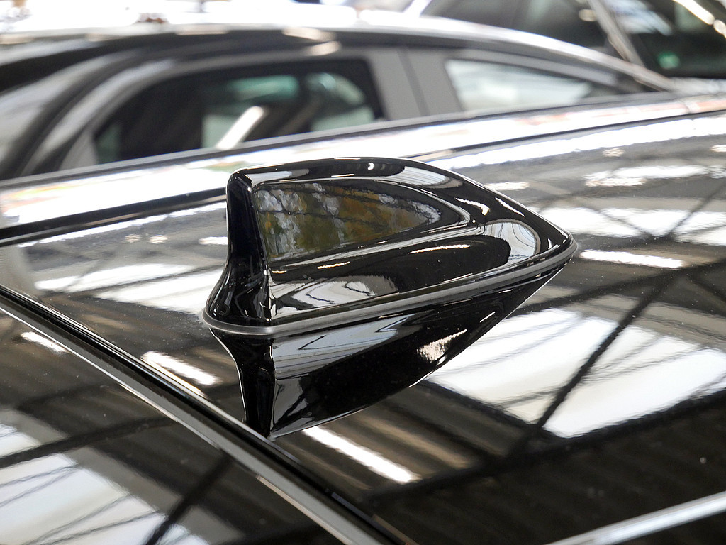 Fahrzeugansicht TOYOTA C-HR 2.0 Hybrid Style Selection - Bild 35