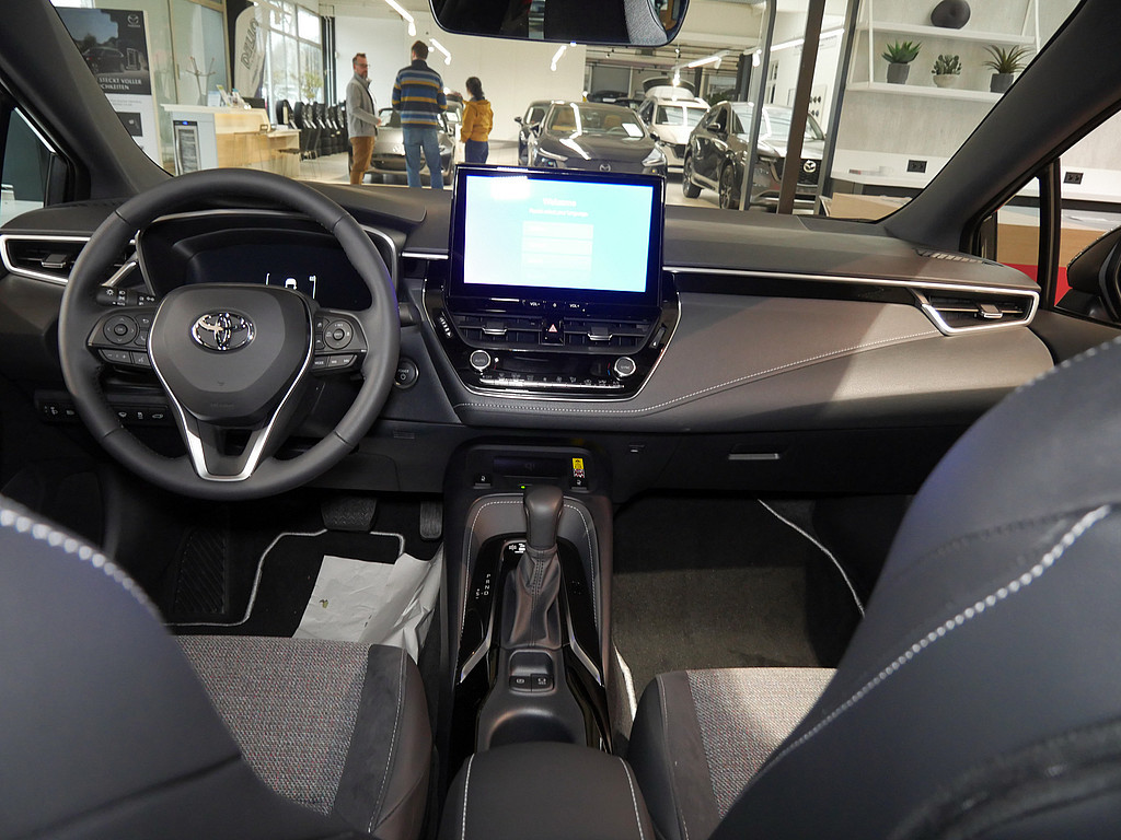 Fahrzeugansicht TOYOTA Corolla Touring Sports 2.0 Hybrid Teamplayer - Bild 4