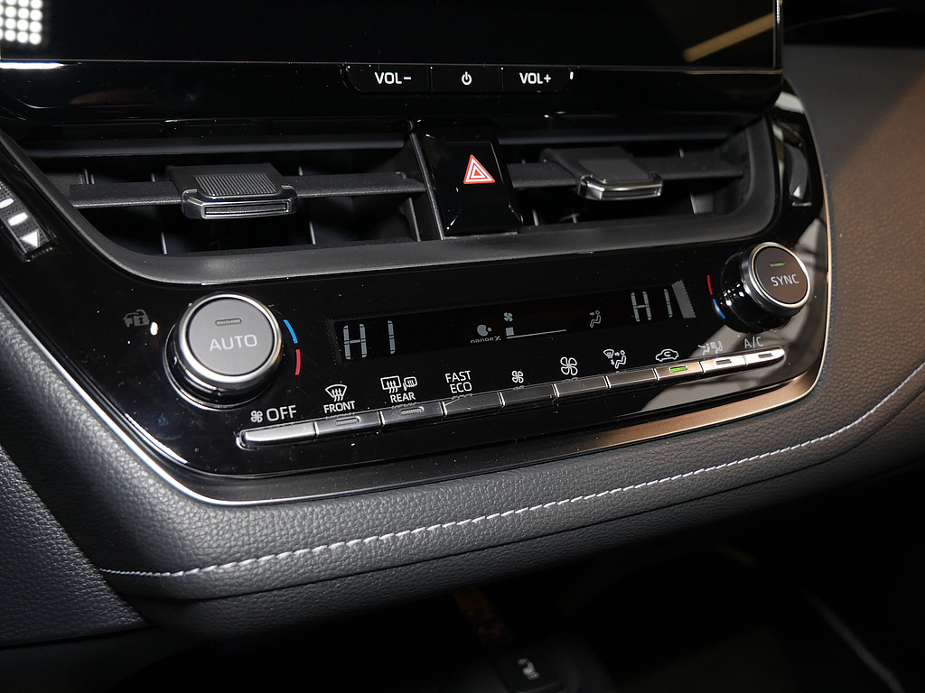 Fahrzeugansicht TOYOTA Corolla Touring Sports 2.0 Hybrid Teamplayer - Bild 17