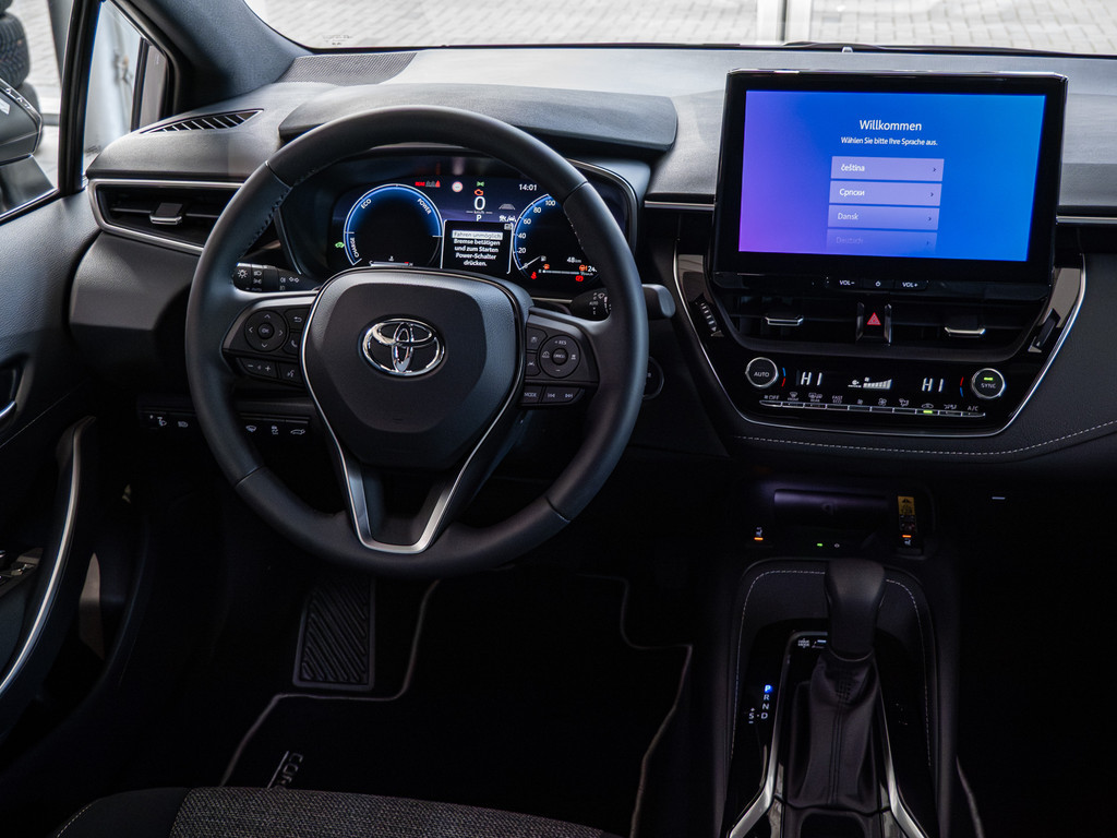 Fahrzeugansicht TOYOTA Corolla Touring Sports 2.0 Hybrid Teamplayer - Bild 6