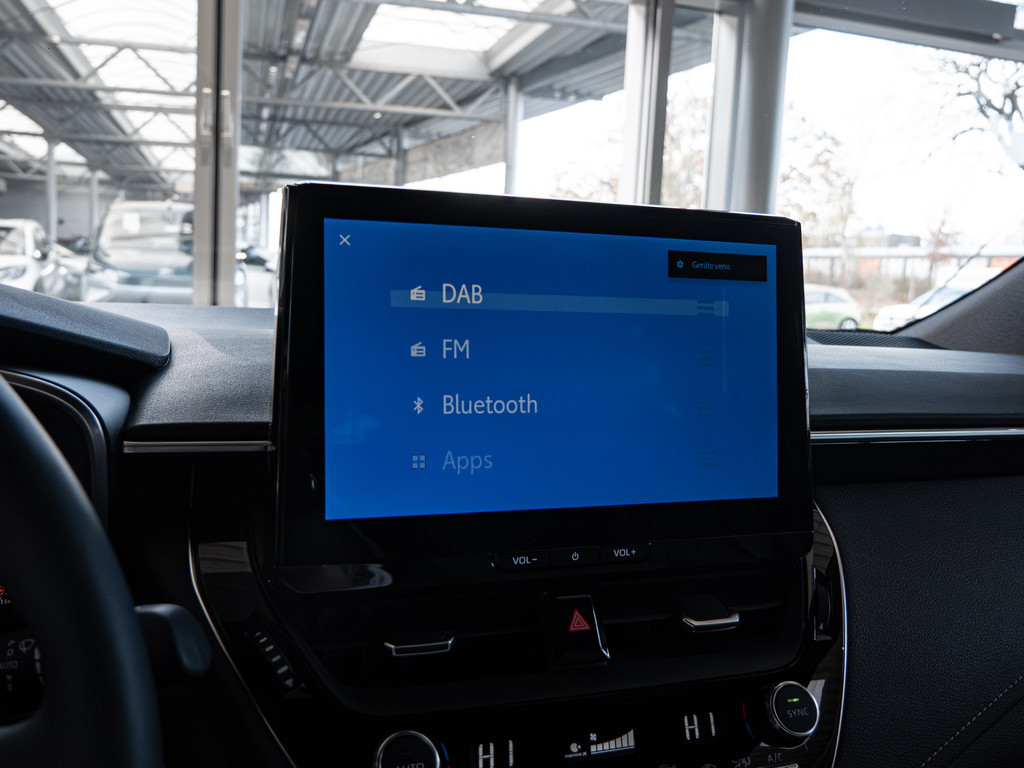 Fahrzeugansicht TOYOTA Corolla Touring Sports 2.0 Hybrid Teamplayer - Bild 11