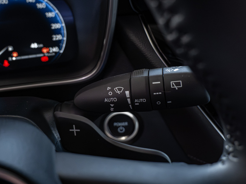 Fahrzeugansicht TOYOTA Corolla Touring Sports 2.0 Hybrid Teamplayer - Bild 25