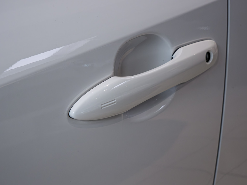 Fahrzeugansicht TOYOTA Corolla Touring Sports 2.0 Hybrid Teamplayer - Bild 39