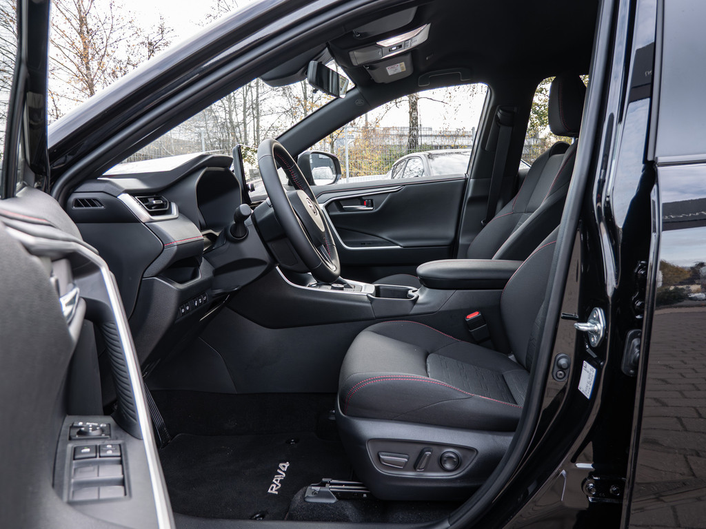 Fahrzeugansicht TOYOTA RAV4 2.5 Plug-in Hybrid 4x4 Teamplayer - Bild 3