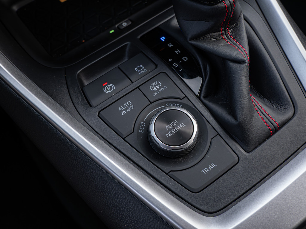 Fahrzeugansicht TOYOTA RAV4 2.5 Plug-in Hybrid 4x4 Teamplayer - Bild 20