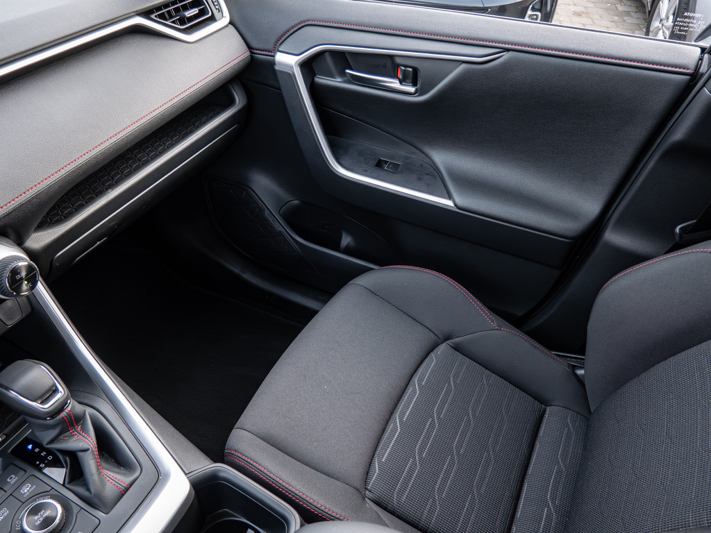 Fahrzeugansicht TOYOTA RAV4 2.5 Plug-in Hybrid 4x4 Teamplayer - Bild 21