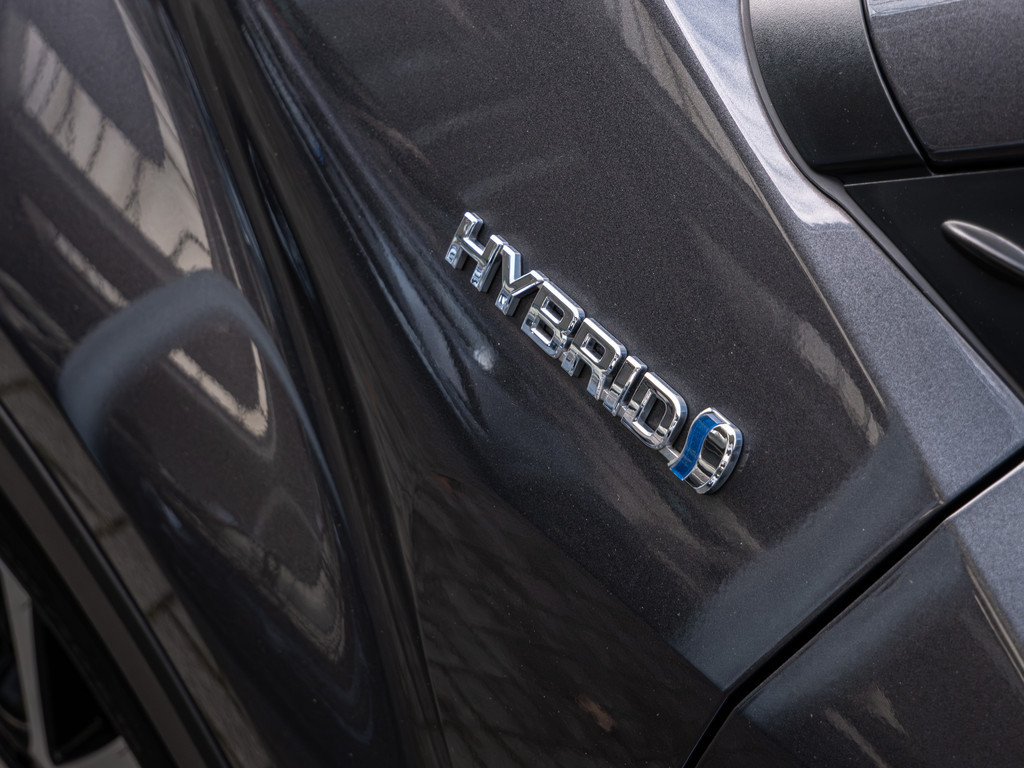 Fahrzeugansicht TOYOTA C-HR 2.0 Hybrid Team D - Bild 2