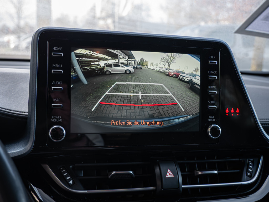 Fahrzeugansicht TOYOTA C-HR 2.0 Hybrid Team D - Bild 19