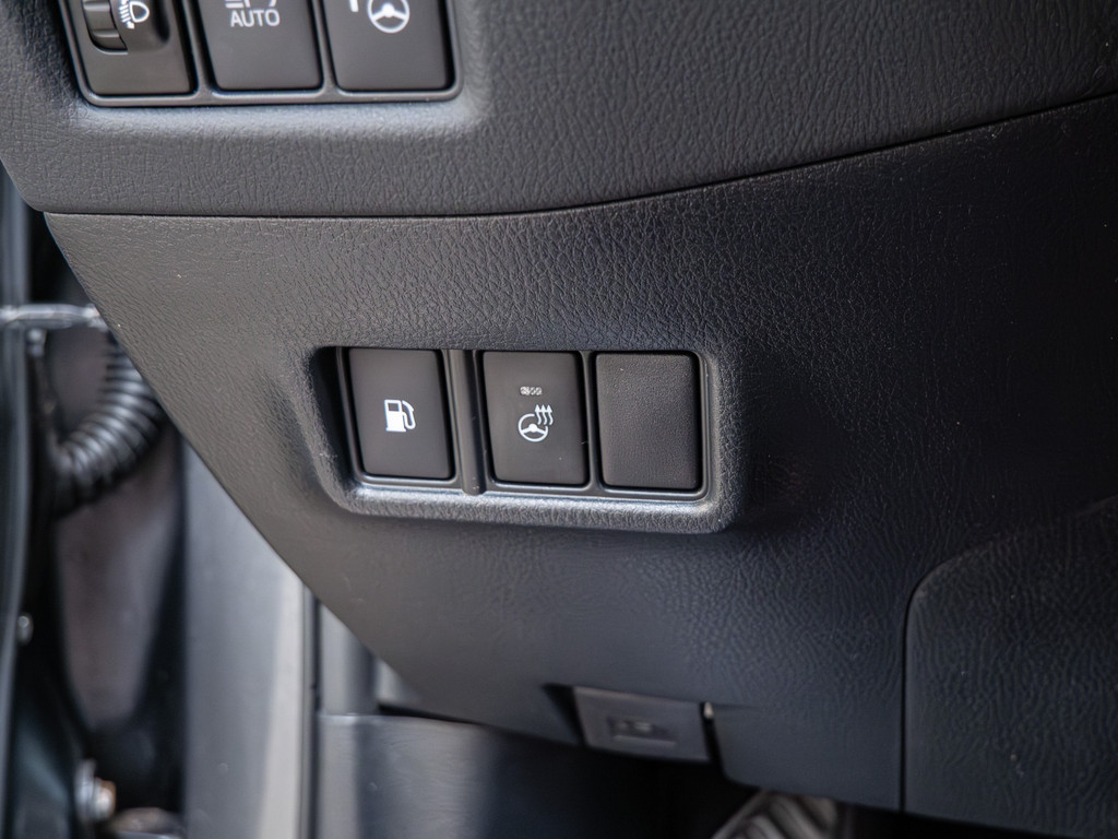 Fahrzeugansicht TOYOTA C-HR 2.0 Hybrid Team D - Bild 35