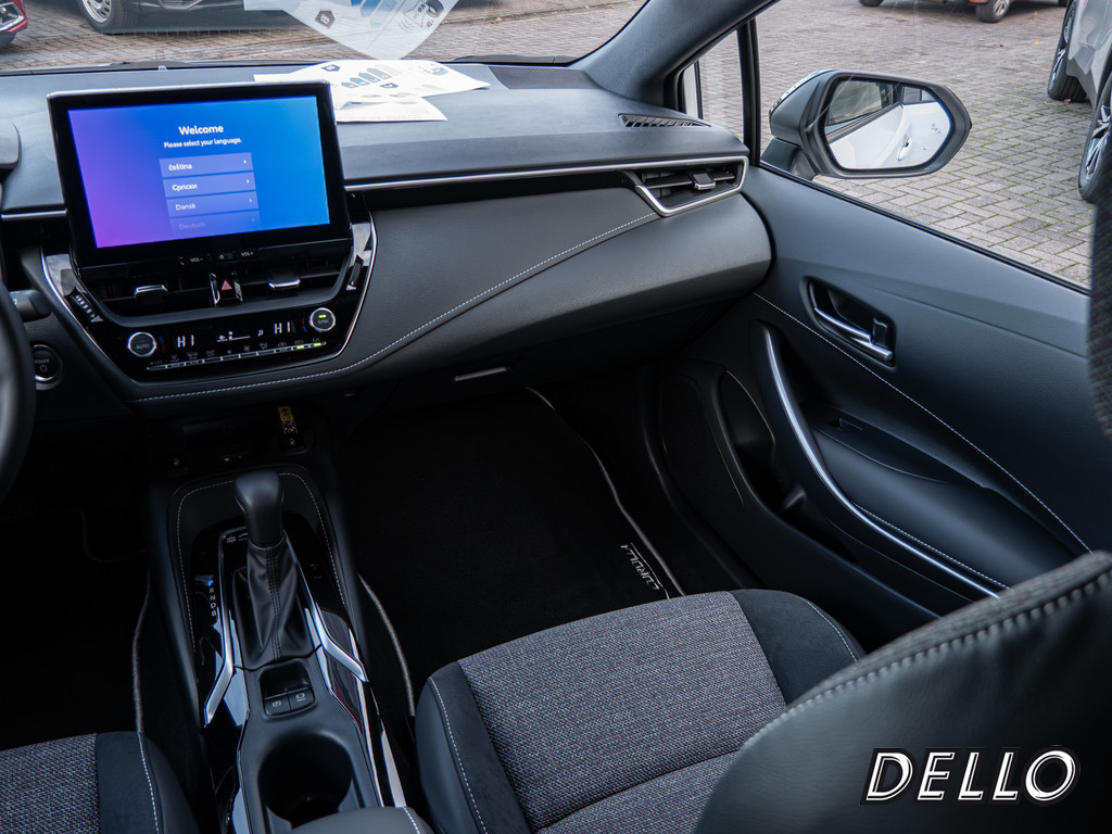 Fahrzeugansicht TOYOTA Corolla 1.8 Hybrid Teamplayer - Bild 9