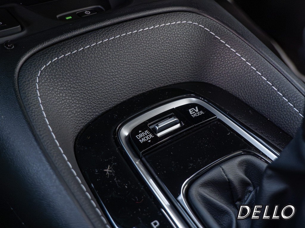 Fahrzeugansicht TOYOTA Corolla 1.8 Hybrid Teamplayer - Bild 19