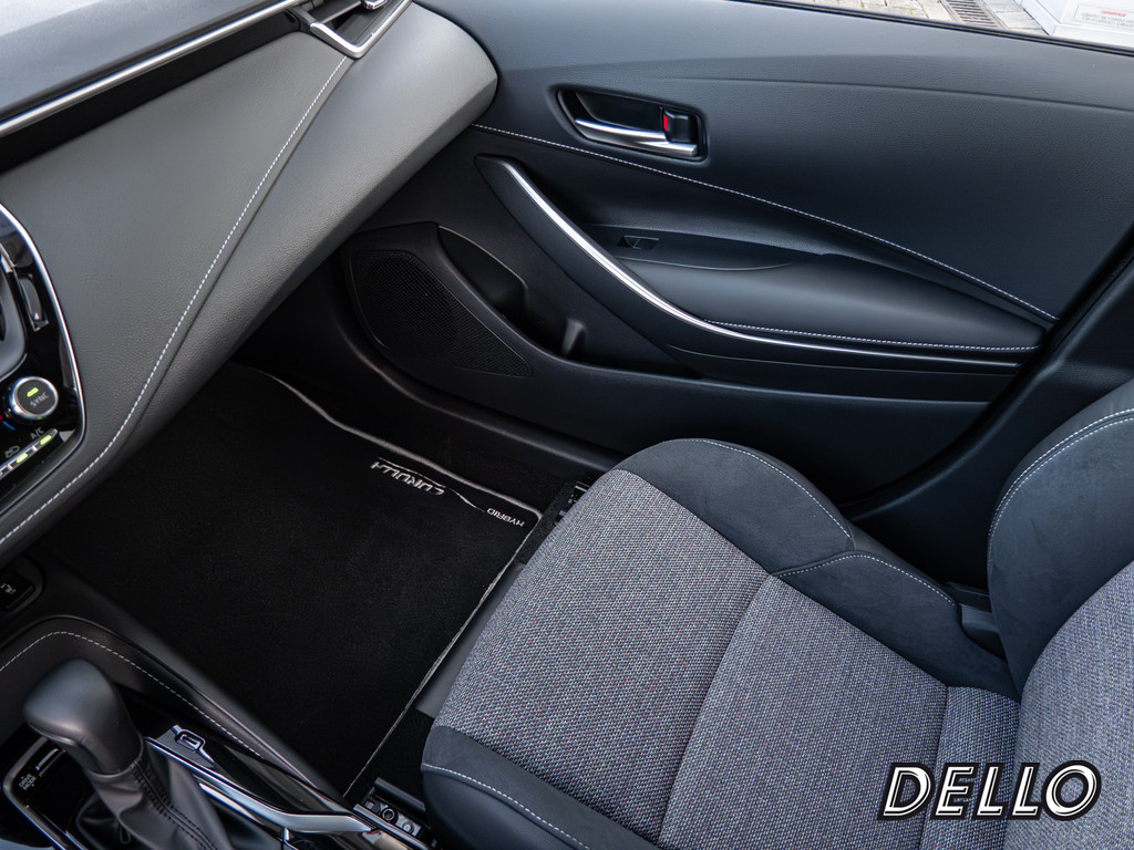 Fahrzeugansicht TOYOTA Corolla 1.8 Hybrid Teamplayer - Bild 21