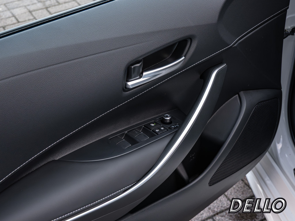 Fahrzeugansicht TOYOTA Corolla 1.8 Hybrid Teamplayer - Bild 35