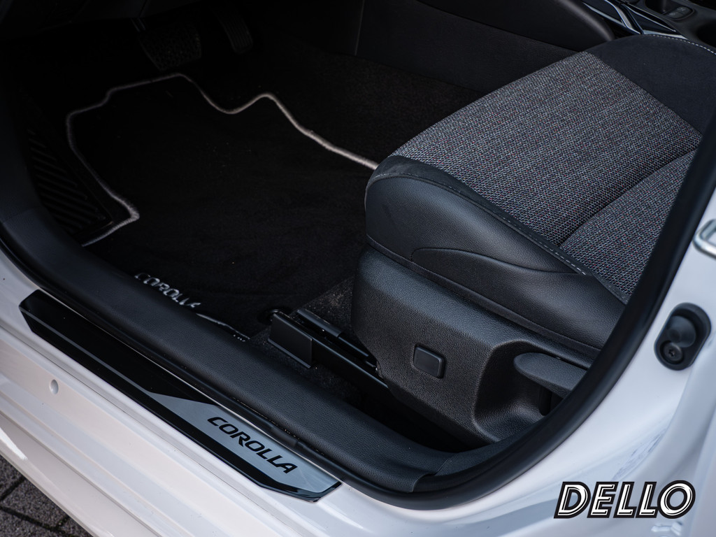 Fahrzeugansicht TOYOTA Corolla 1.8 Hybrid Teamplayer - Bild 33