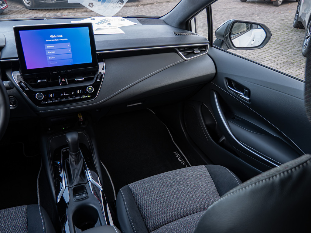 Fahrzeugansicht TOYOTA Corolla 1.8 Hybrid Teamplayer - Bild 9