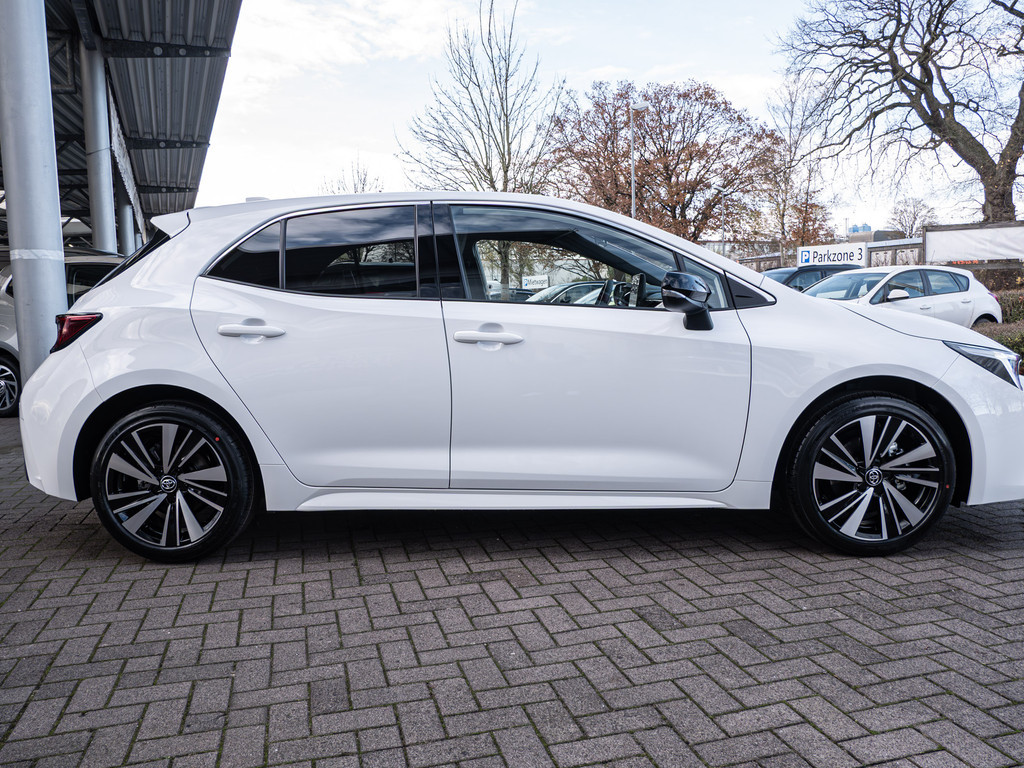 Fahrzeugansicht TOYOTA Corolla 1.8 Hybrid Teamplayer - Bild 34