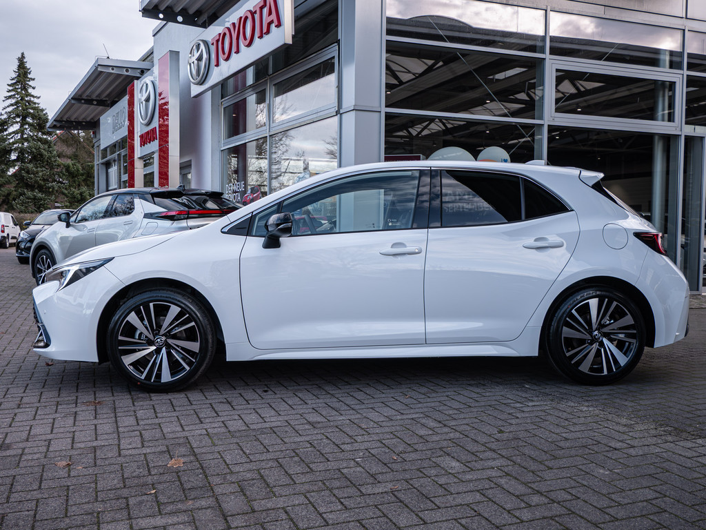 Fahrzeugansicht TOYOTA Corolla 1.8 Hybrid Teamplayer - Bild 41