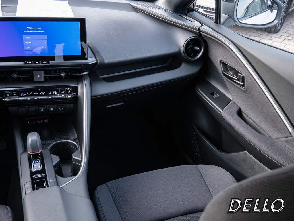 Fahrzeugansicht TOYOTA C-HR 2.0 Plug-In Hybrid FWD Teamplayer - Bild 9