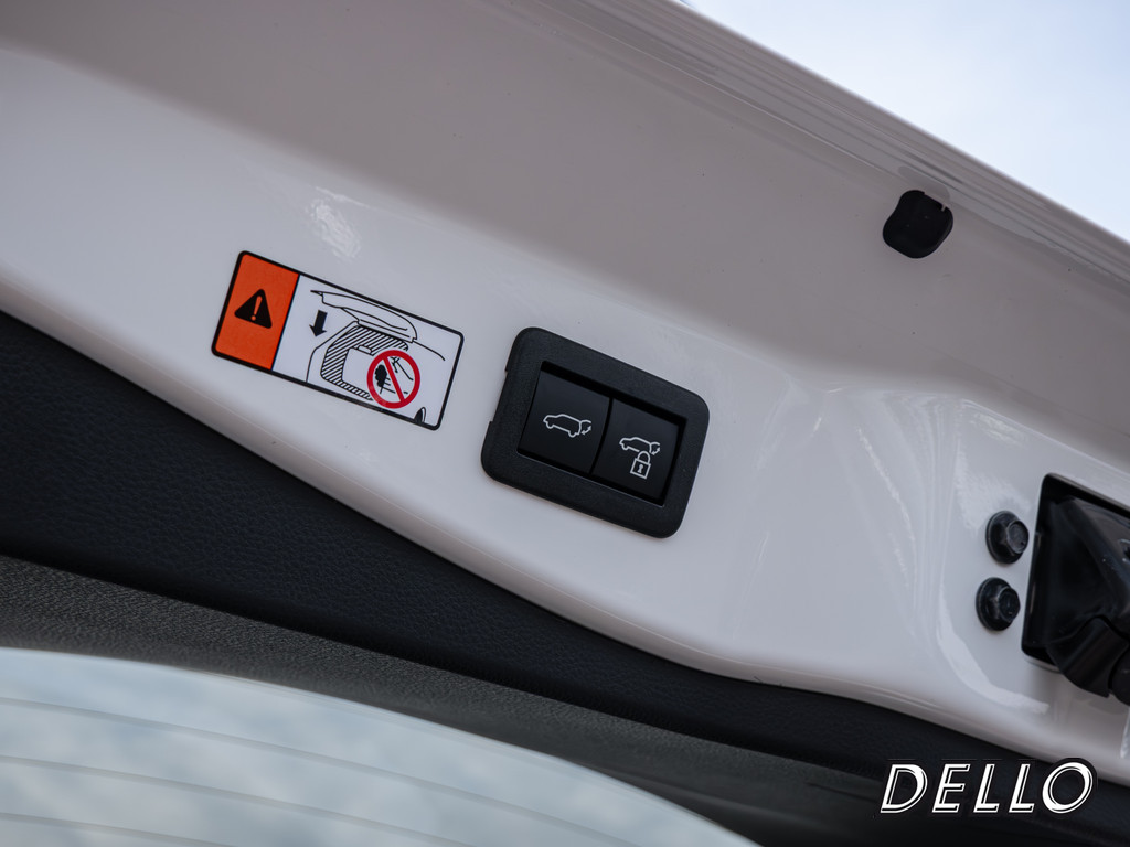 Fahrzeugansicht TOYOTA C-HR 2.0 Plug-In Hybrid FWD Teamplayer - Bild 13