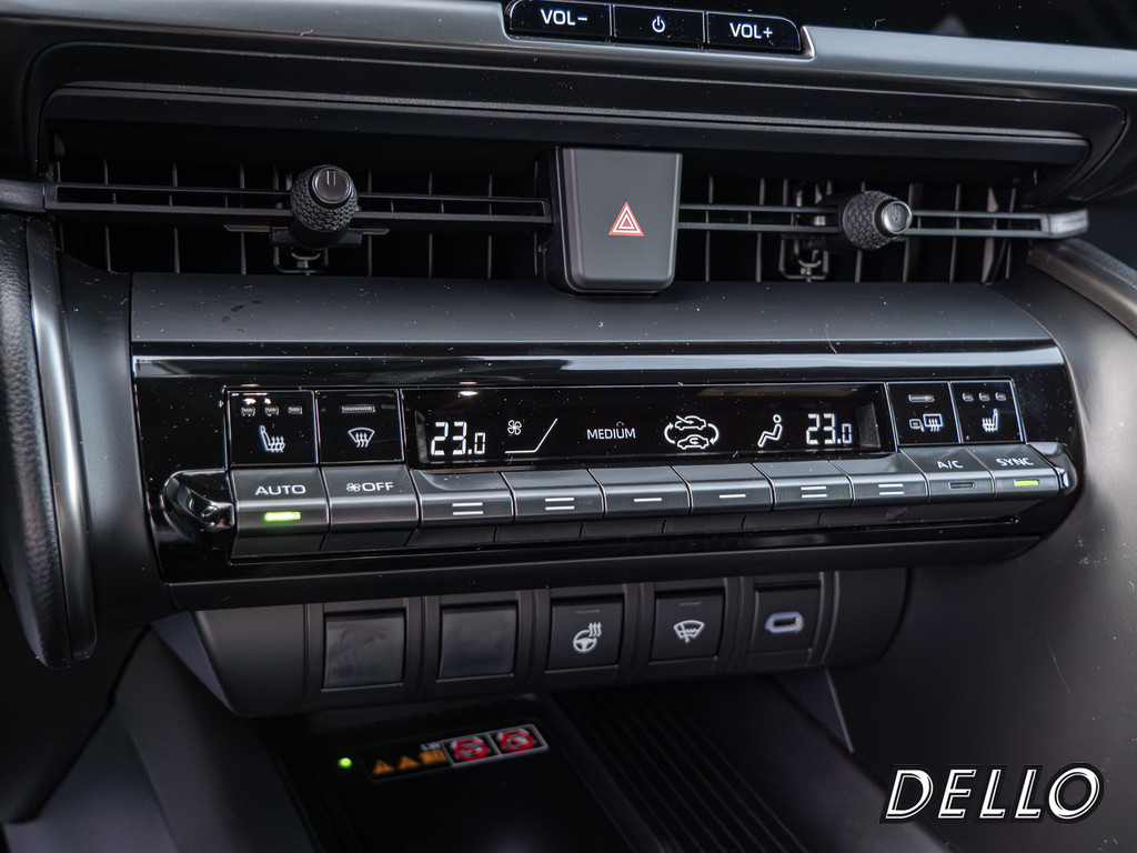 Fahrzeugansicht TOYOTA C-HR 2.0 Plug-In Hybrid FWD Teamplayer - Bild 18